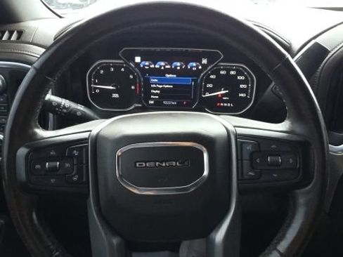 Used 2021 GMC Sierra 2500 Denali w/ Denali Ultimate Package AWD/4WD image 24