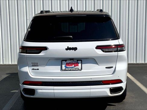 Used 2025 Jeep Grand Cherokee L Summit AWD/4WD image 4