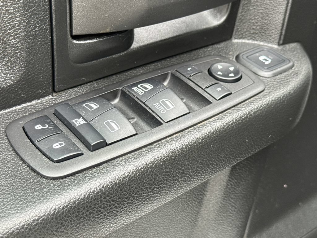 Used 2023 RAM 3500 Tradesman w/ Chrome Appearance Group AWD/4WD image 20