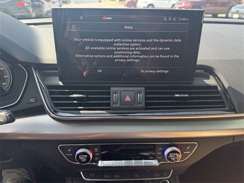 Certified 2025 Audi Q5 2.0T Premium w/ Convenience Plus Package image 18