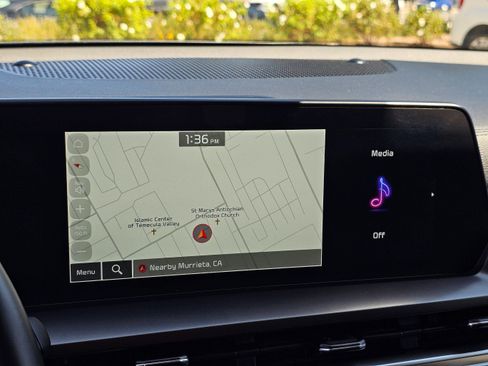 Used 2025 Kia Telluride S image 36