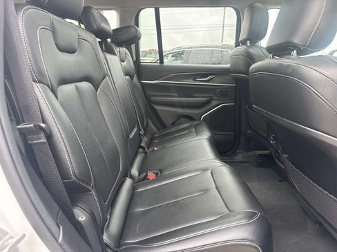 Used 2024 Jeep Grand Cherokee Limited 4xe AWD/4WD image 9