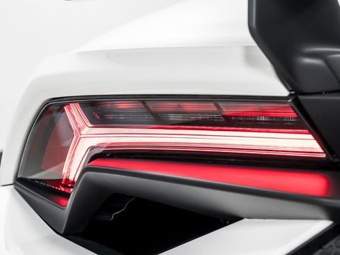 Used 2024 Lamborghini Huracan Tecnica RWD image 54