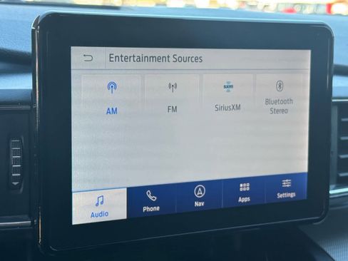 Used 2020 Ford Explorer XLT w/ Equipment Group 202A image 24