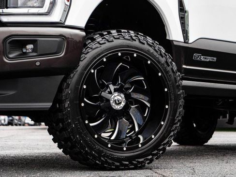Used 2024 Ford F350 King Ranch AWD/4WD image 13