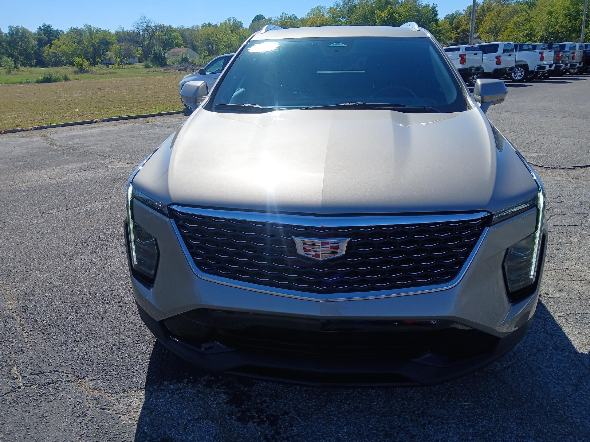 Used 2025 Cadillac XT4 Premium Luxury FWD image 9