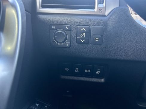 Certified 2023 Lexus GX 460 Premium AWD/4WD image 37