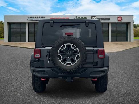 Used 2017 Jeep Wrangler Unlimited Rubicon AWD/4WD image 4