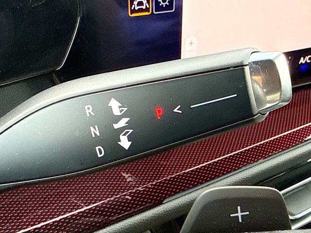 Used 2024 Chevrolet Traverse RS w/ LPO, Floor Liner Package FWD image 30