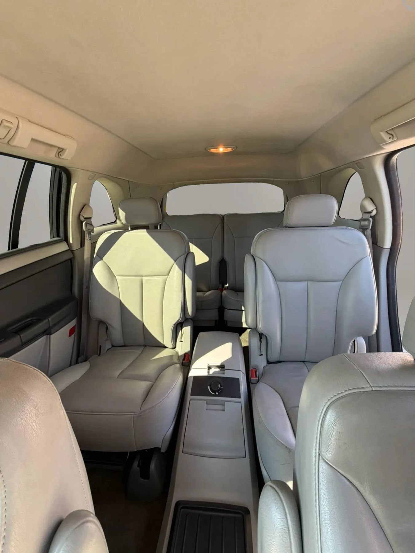 Used 2007 Chrysler Pacifica Touring FWD image 21