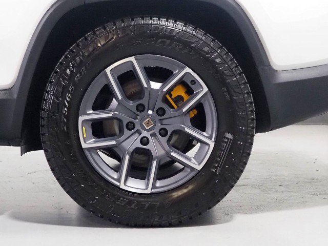 Used 2024 Rivian R1S AWD Adventure image 63