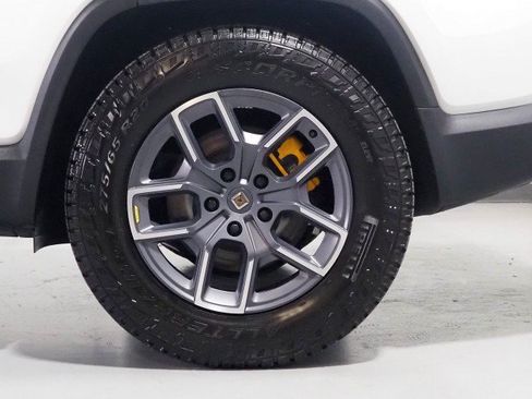 Used 2024 Rivian R1S AWD Adventure image 63