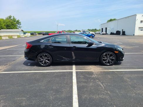 Used 2019 Honda Civic Sport image 13