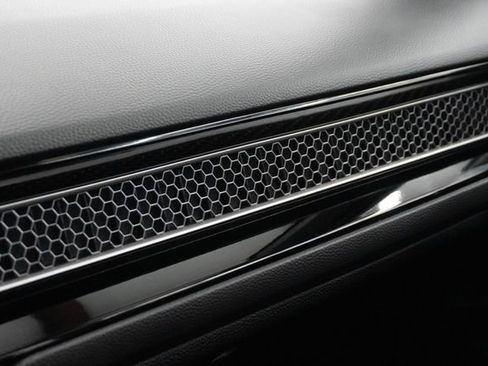 Certified 2025 Honda Civic Sport image 29