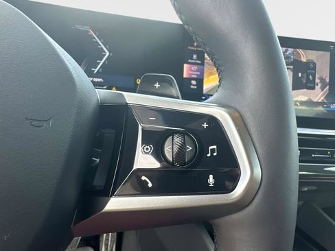 Used 2025 BMW 530i w/ M Sport Package image 25