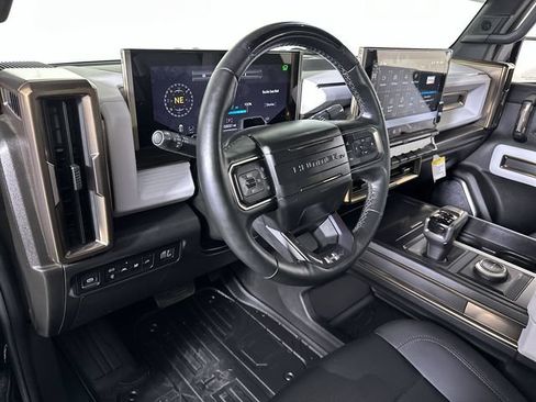 Used 2024 GMC Hummer EV 2X w/ Extreme Off-Road Package AWD/4WD image 10