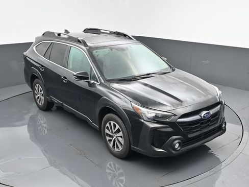 Used 2024 Subaru Outback Premium AWD/4WD image 22
