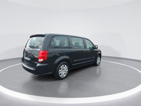 Used 2016 Dodge Grand Caravan American Value Package w/ UConnect Hands-Free Group image 8