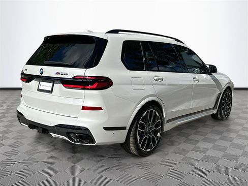 New 2026 BMW X7 M60i image 6