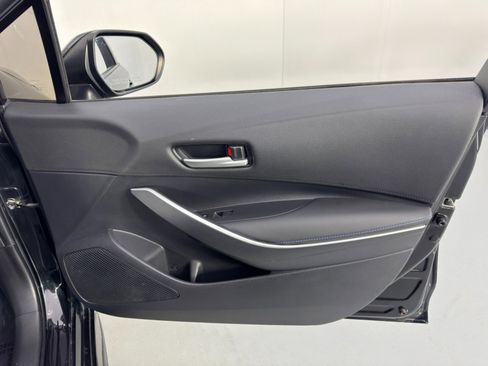 Used 2020 Toyota Corolla SE image 35