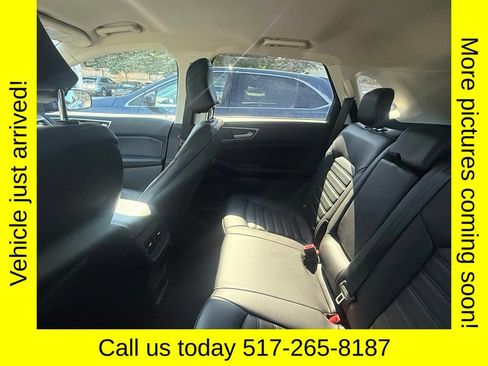 Used 2023 Ford Edge SEL w/ Convenience Package AWD/4WD image 4