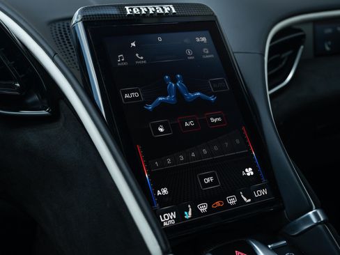 Used 2024 Ferrari Roma Spider RWD image 47