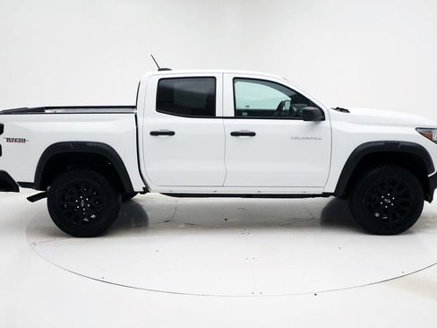 Used 2023 Chevrolet Colorado Trail Boss image 3