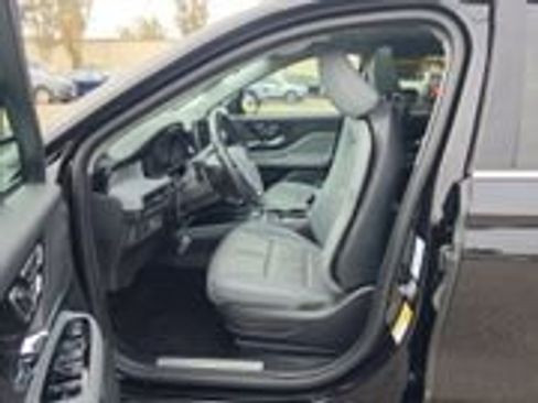 Used 2022 Lincoln Corsair FWD w/ Premium Package image 7