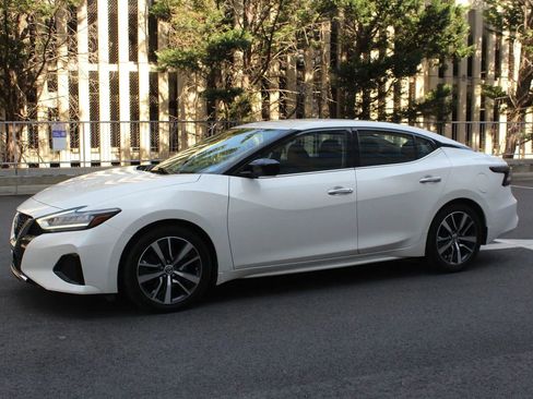 Used 2020 Nissan Maxima 3.5 S w/ Floor Mat Group image 12