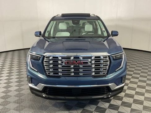 Used 2024 GMC Acadia Denali w/ Super Cruise Package FWD image 2