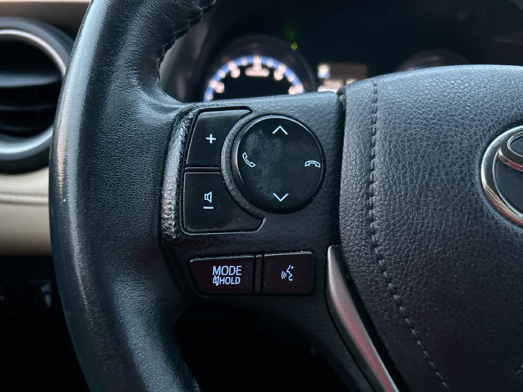 Used 2018 Toyota RAV4 XLE FWD image 15