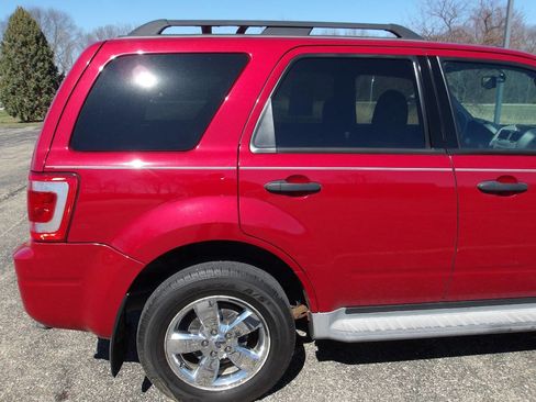 Used 2010 Ford Escape XLT image 34