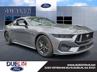 New 2025 Ford Mustang GT video 1