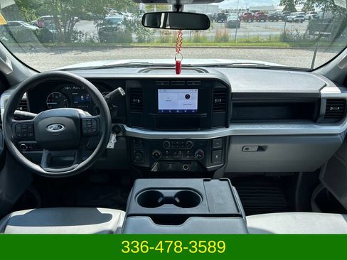 Used 2024 Ford F250 XL AWD/4WD image 14
