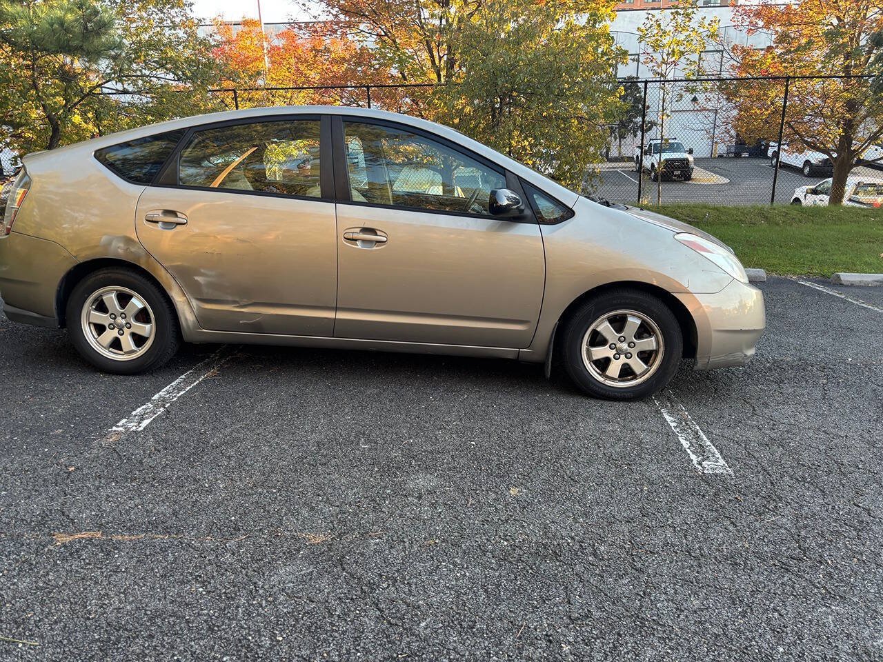Used 2005 Toyota Prius FWD image 4