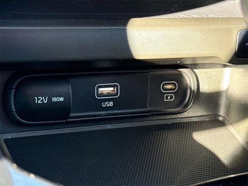 Used 2023 Kia Soul GT-Line w/ GT-Line Technology Package image 28