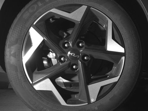 Used 2025 Kia Seltos S image 15