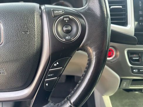 Used 2016 Honda Pilot EX-L image 44