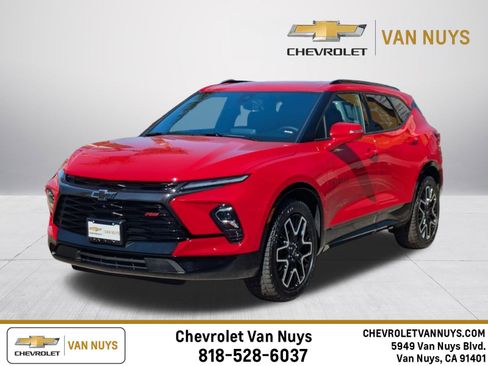 Used 2024 Chevrolet Blazer RS w/ Driver Confidence II Package FWD image 1