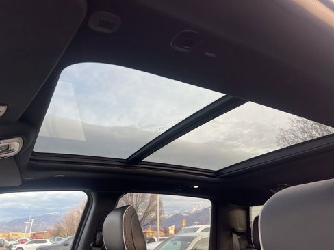 Certified 2025 RAM 1500 Limited w/ Bed Utility Group image 10