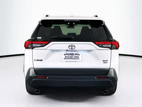 Used 2025 Toyota RAV4 XLE AWD/4WD image 5