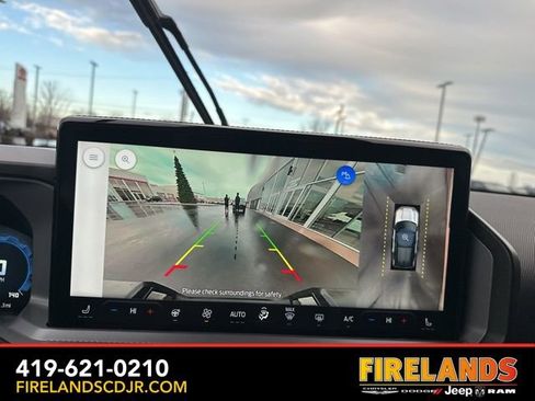 Used 2025 Ford Bronco Sport Badlands image 28