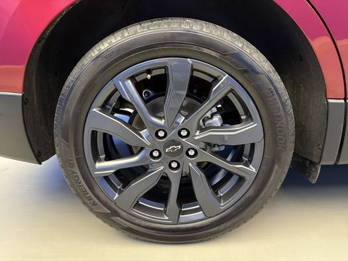 Used 2024 Chevrolet Equinox RS w/ RS Leather Package AWD/4WD image 9