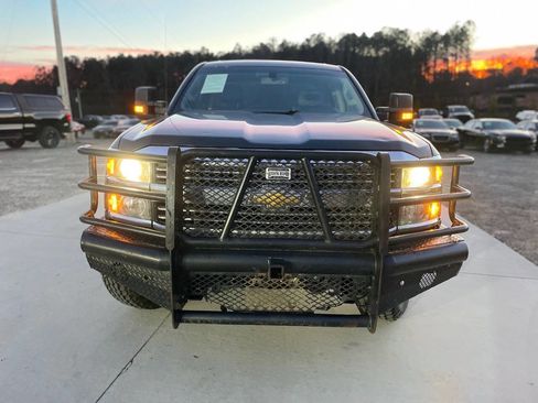 Used 2018 Chevrolet Silverado 2500 W/T w/ WT Convenience Package image 2
