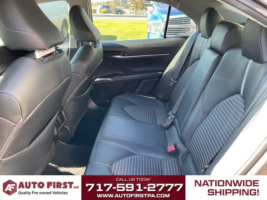 Used 2018 Toyota Camry SE w/ Audio Package FWD image 11