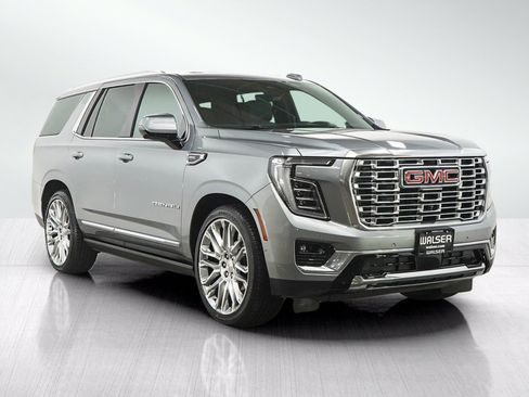Used 2025 GMC Yukon Denali w/ Denali Reserve Package AWD/4WD image 7