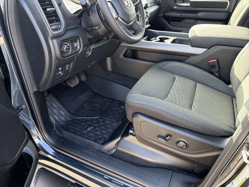 New 2026 RAM 1500 Big Horn AWD/4WD image 10