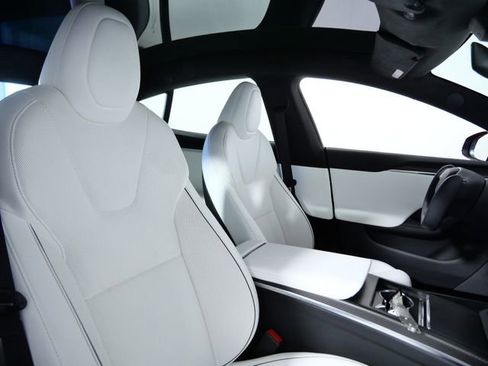 Used 2022 Tesla Model S Plaid AWD/4WD image 12