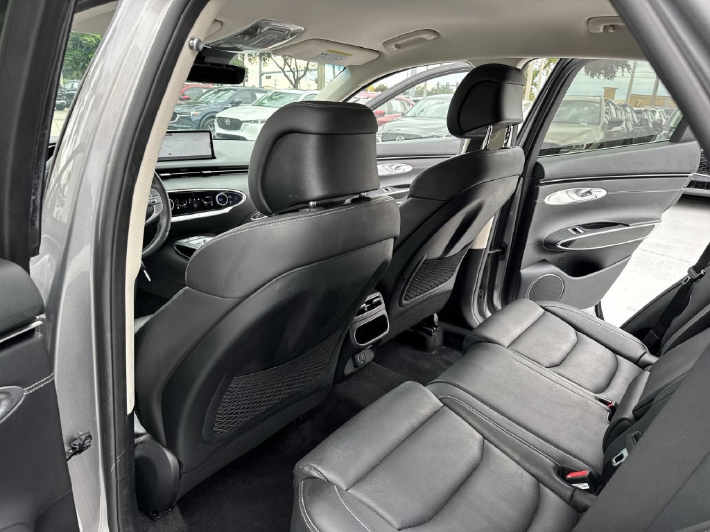 Used 2023 Genesis GV70 2.5T AWD/4WD image 34