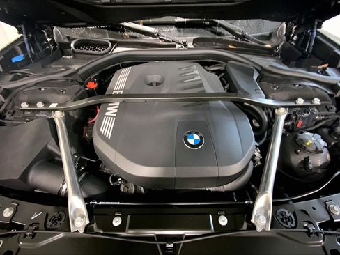 Used 2026 BMW 740i xDrive AWD/4WD image 16